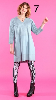 Lilja peysa 5- svört boucle efni image